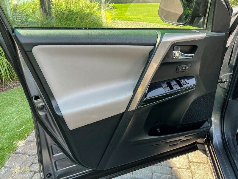 2018 Toyota RAV4 Hybrid Limited Wilmington NC
