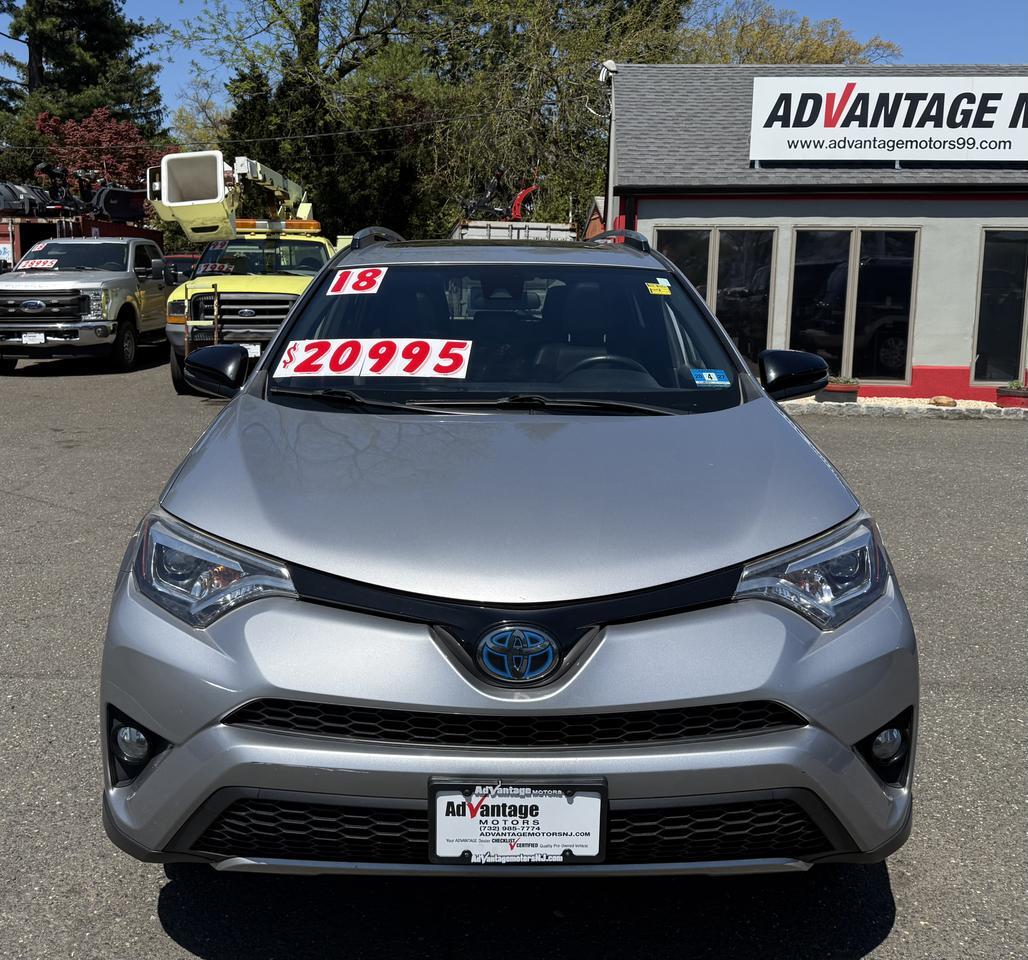 2018 Toyota RAV4 Hybrid SE
