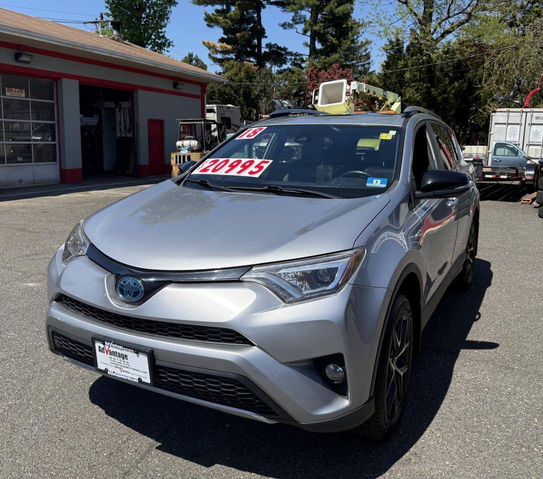 2018 Toyota RAV4 Hybrid SE