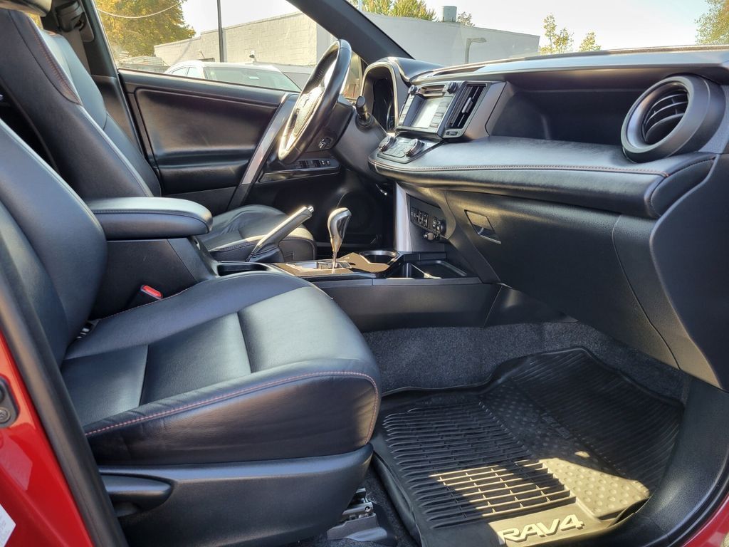 2018 Toyota RAV4 Hybrid SE North Attleboro MA