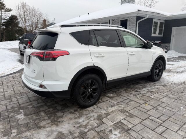 2018 Toyota RAV4 Hybrid XLE | LE East Islip NY
