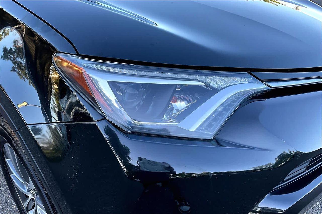 2018 Toyota RAV4 Hybrid XLE Folsom CA