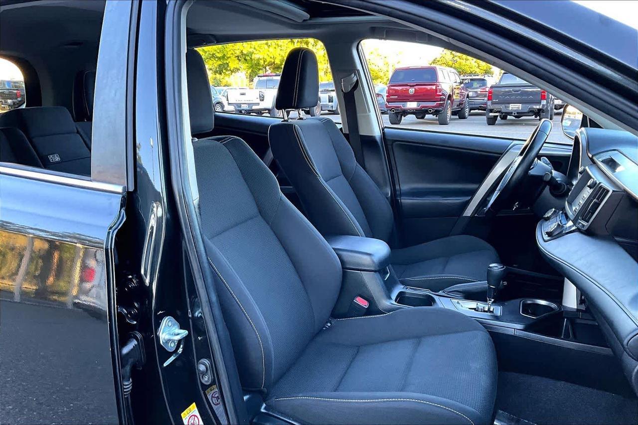 2018 Toyota RAV4 Hybrid XLE Folsom CA