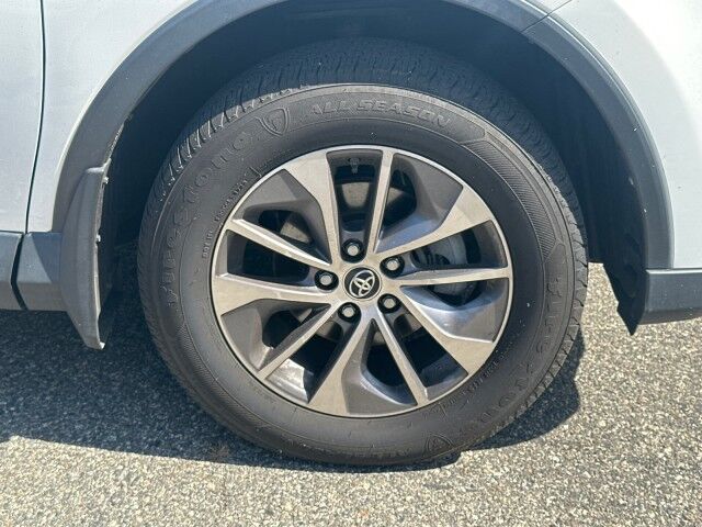 2018 Toyota RAV4 Hybrid XLE Worcester MA