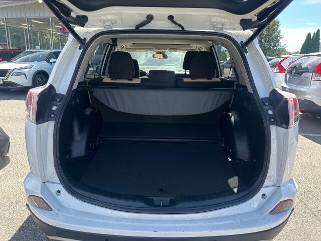 2018 Toyota RAV4 Hybrid XLE Worcester MA