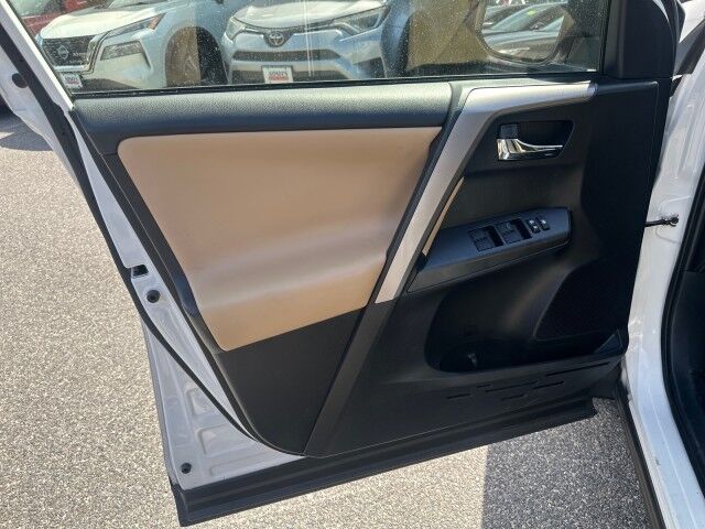 2018 Toyota RAV4 Hybrid XLE Worcester MA