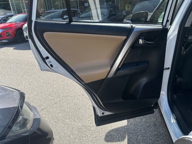 2018 Toyota RAV4 Hybrid XLE Worcester MA