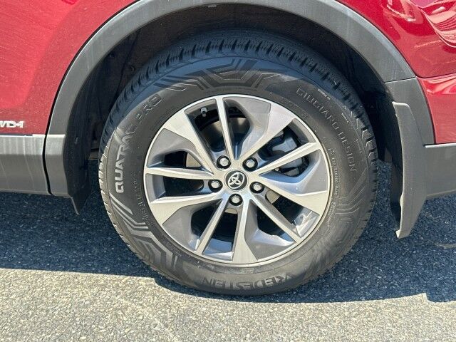 2018 Toyota RAV4 Hybrid XLE Worcester MA