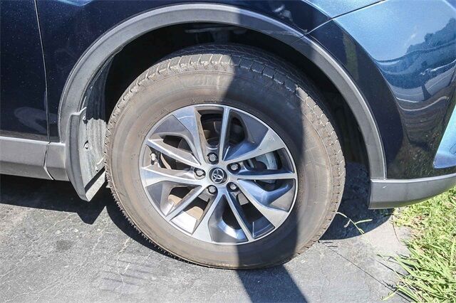2018 Toyota RAV4 Hybrid XLE Huntington Beach CA