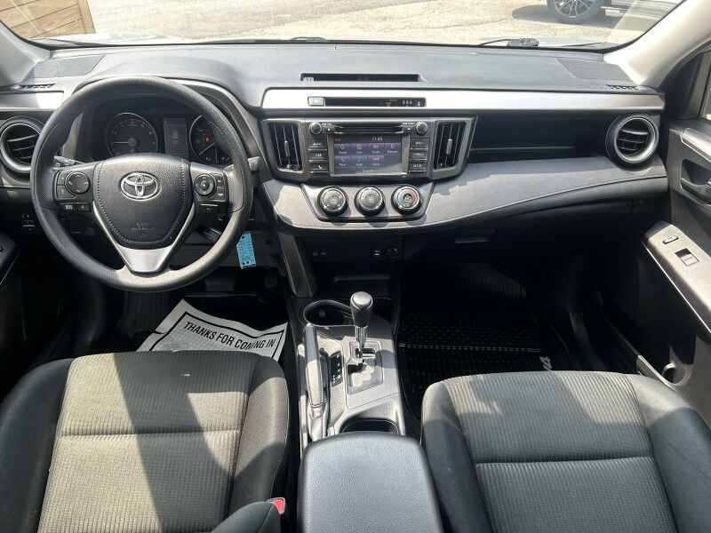 2018 Toyota RAV4 LE - EXCELLENT SERVICE HISTORY Webster MA