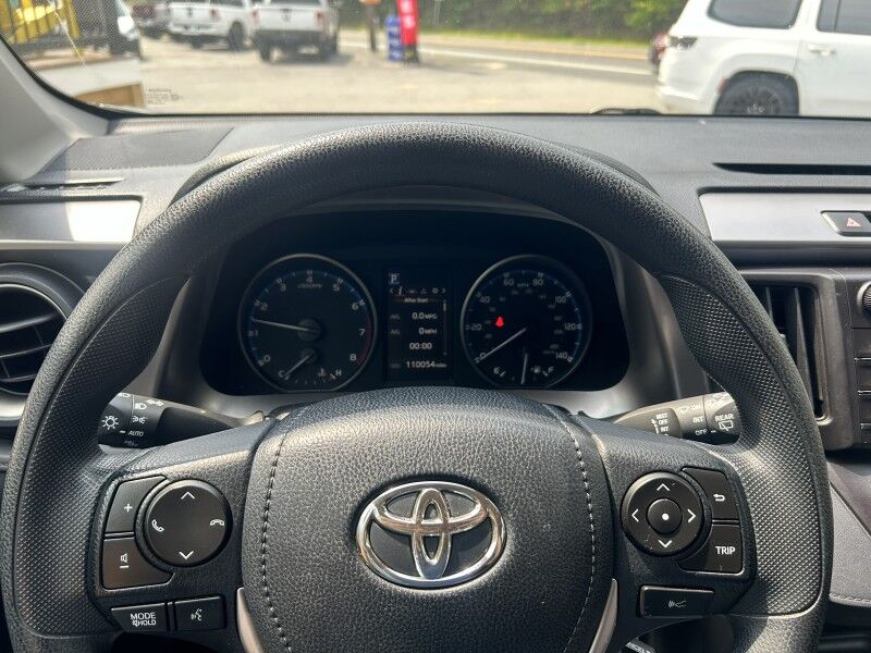 2018 Toyota RAV4 LE - EXCELLENT SERVICE HISTORY Webster MA