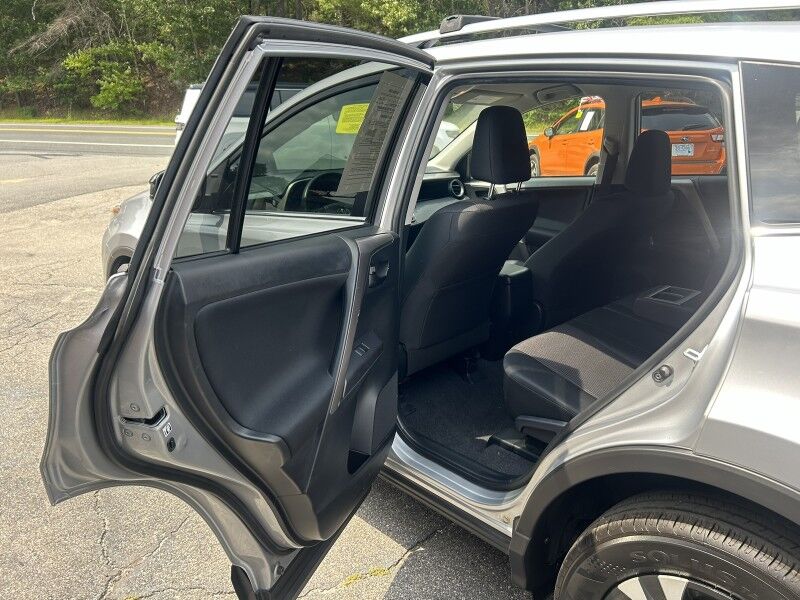2018 Toyota RAV4 LE - EXCELLENT SERVICE HISTORY Webster MA