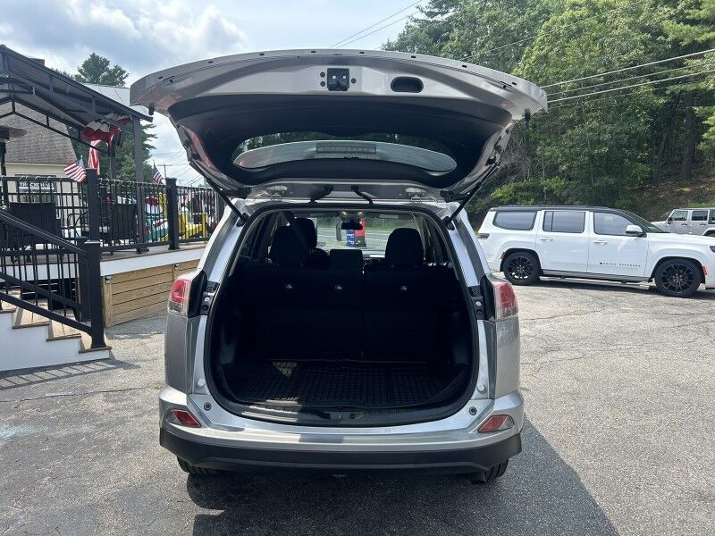 2018 Toyota RAV4 LE - EXCELLENT SERVICE HISTORY Webster MA