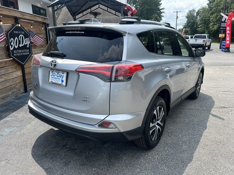 2018 Toyota RAV4 LE - EXCELLENT SERVICE HISTORY Webster MA