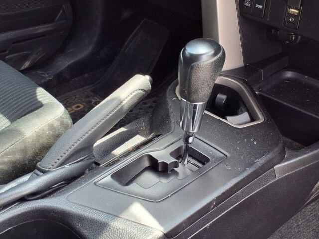 2018 Toyota RAV4 LE  TX