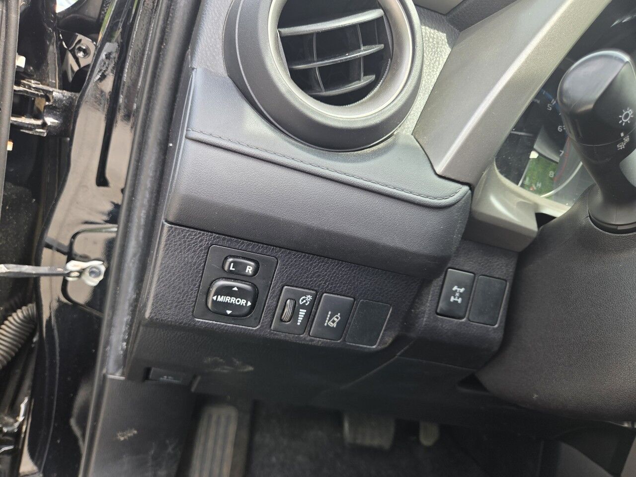 2018 Toyota RAV4 LE Charlton MA