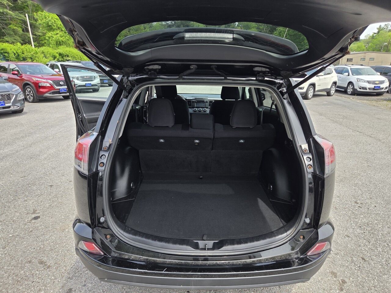 2018 Toyota RAV4 LE Charlton MA