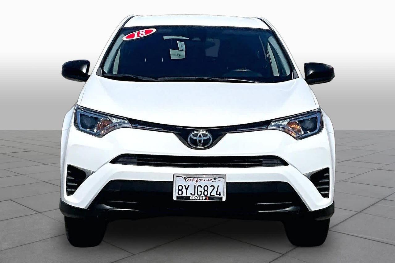 2018 Toyota RAV4 LE