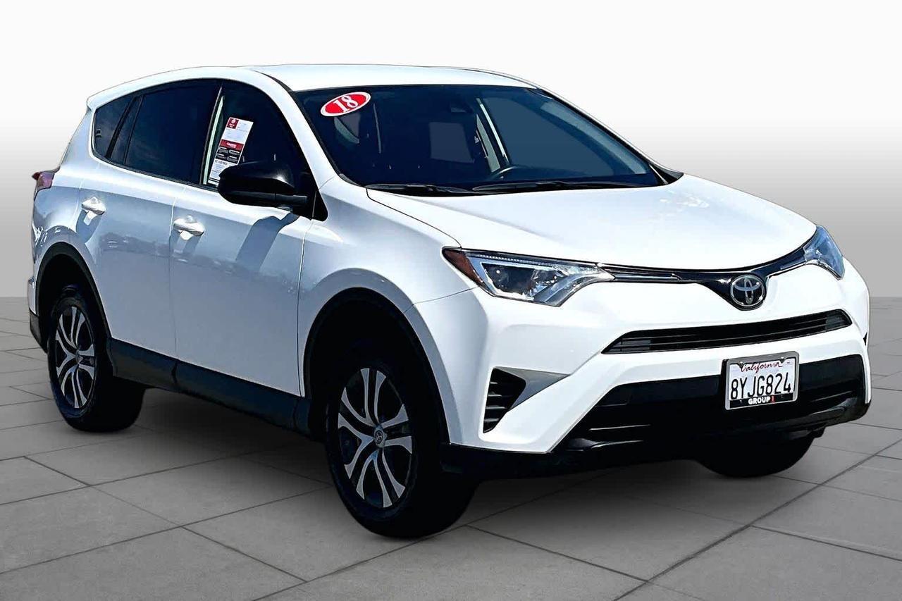 2018 Toyota RAV4 LE