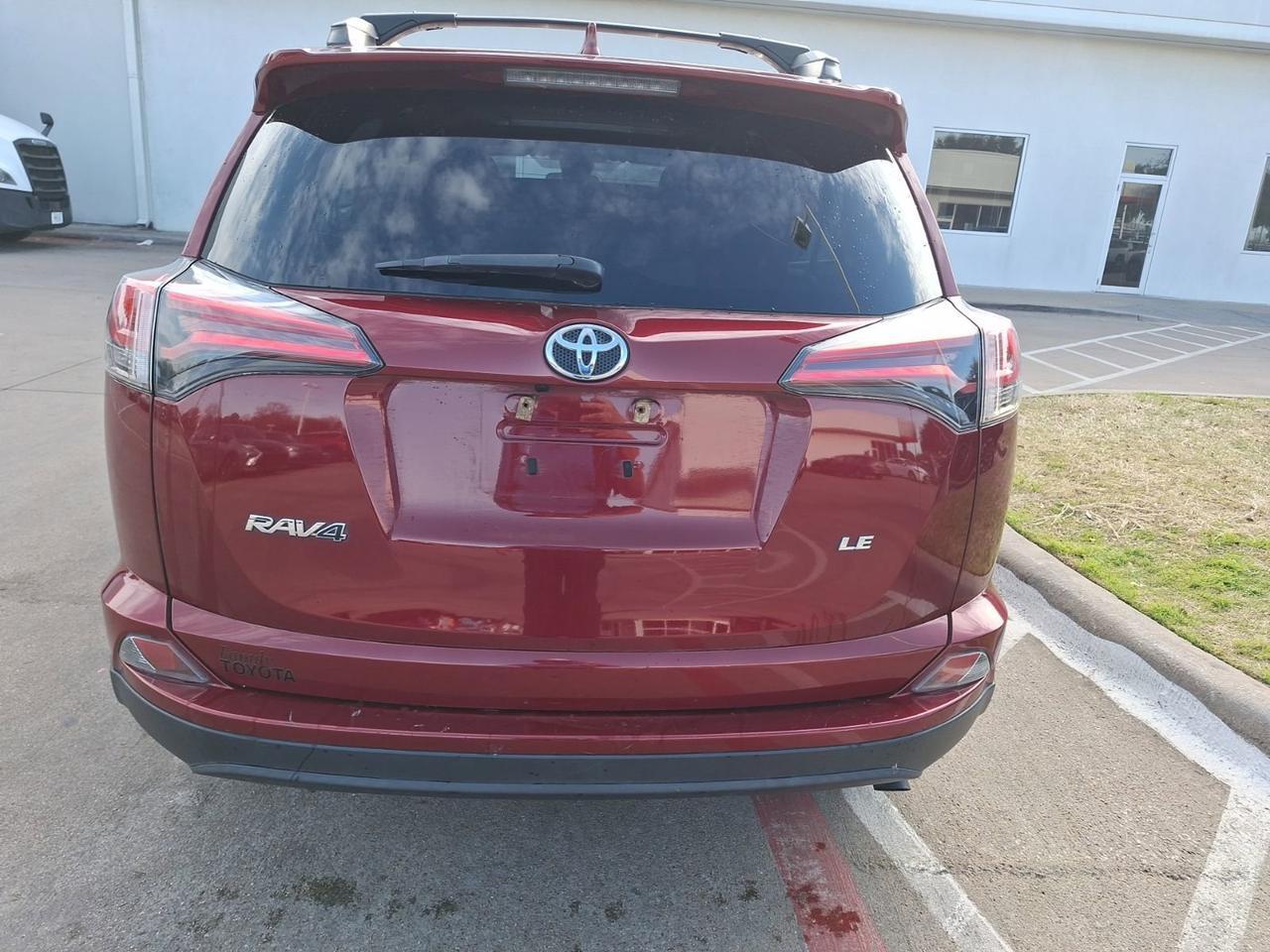 2018 Toyota RAV4 LE Hurst TX