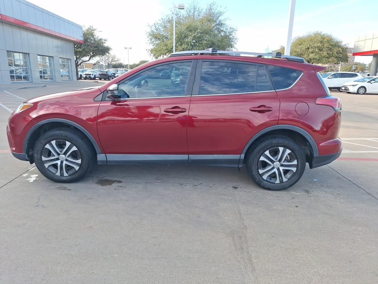 2018 Toyota RAV4 LE Hurst TX