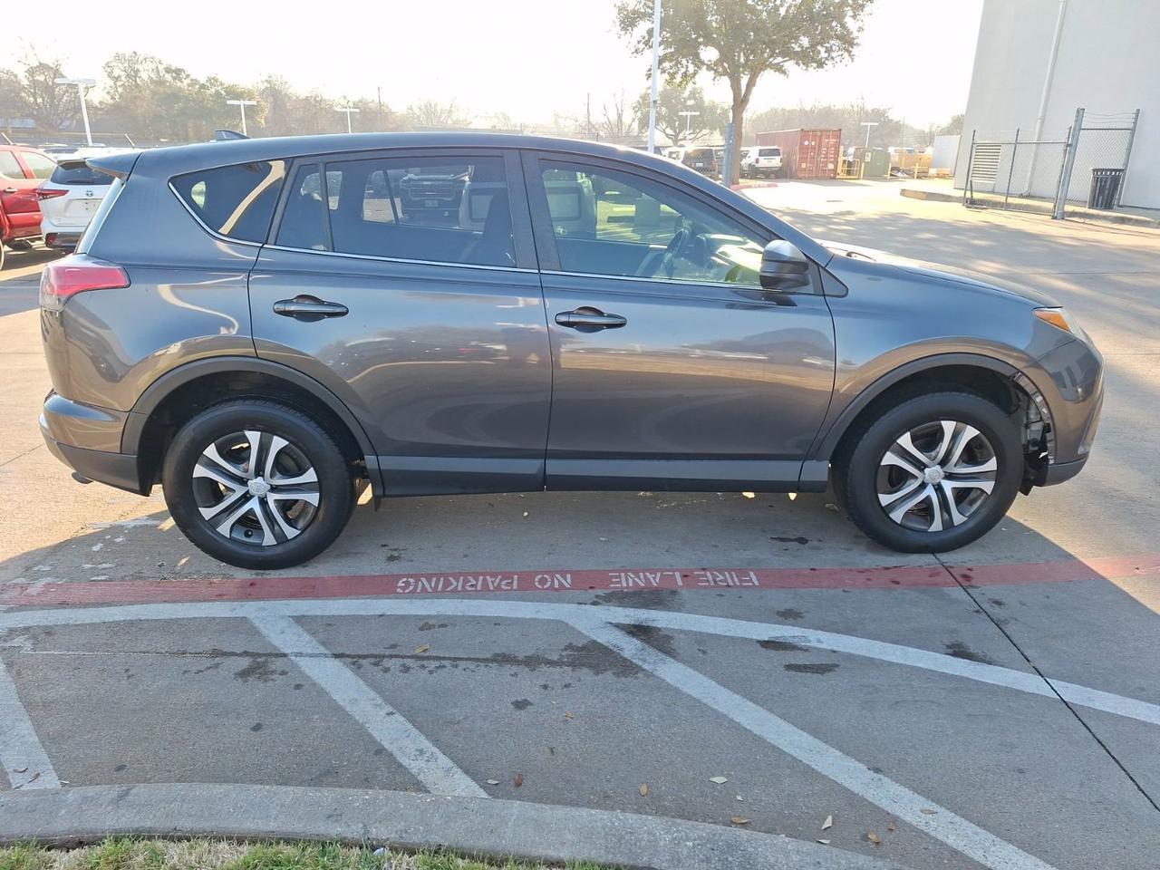 2018 Toyota RAV4 LE Hurst TX