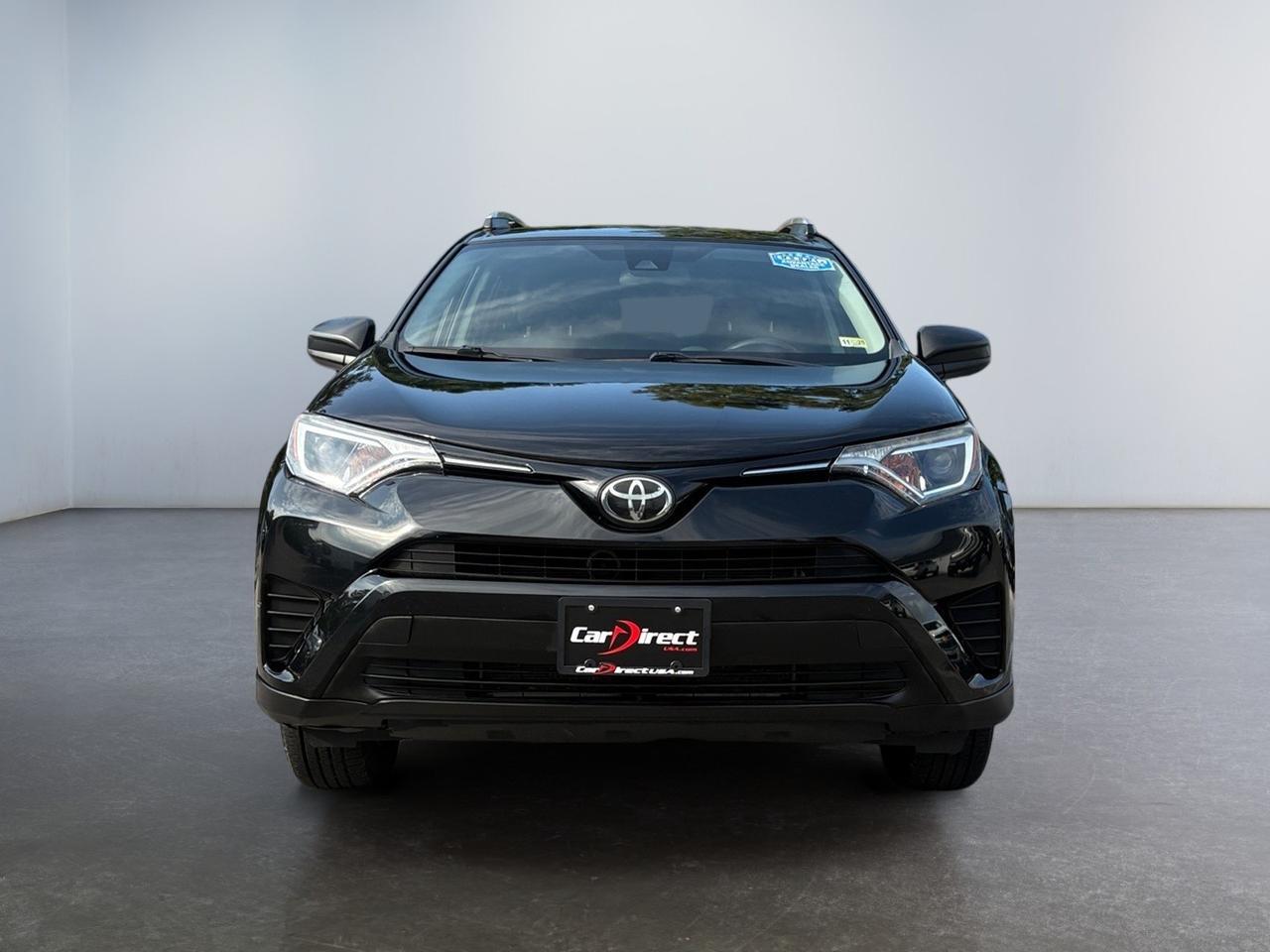 2018 Toyota RAV4 LE, ROOF RACKS, BACKUP CAMERA WITH PARKING SENSORS, LANE KEEP ASSIST, KEYLESS ENTRY, LOW MILEAGE, COME TEST DRIVE THIS TOYOTA TODAY! Virginia Beach VA