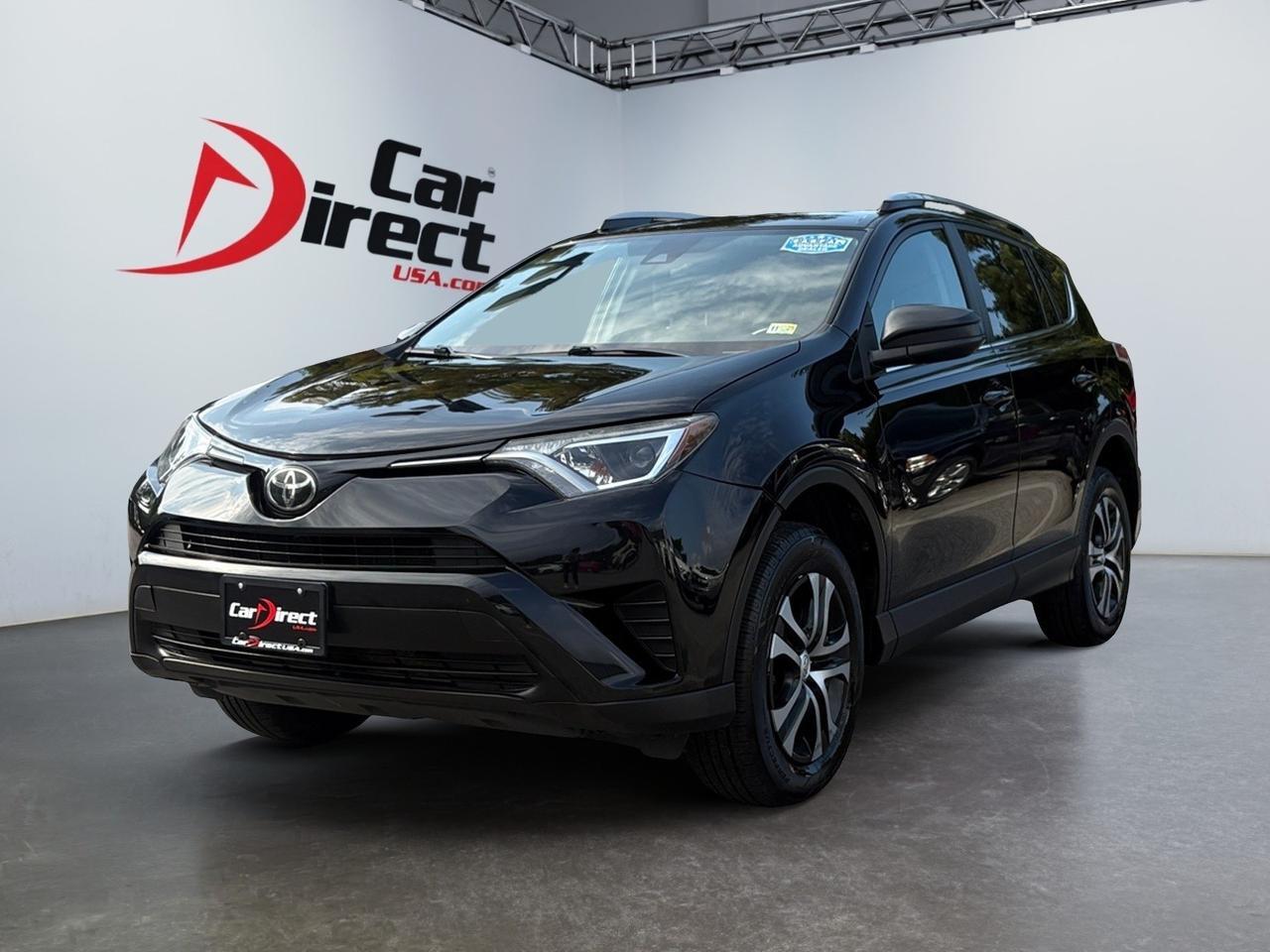 2018 Toyota RAV4 LE, ROOF RACKS, BACKUP CAMERA WITH PARKING SENSORS, LANE KEEP ASSIST, KEYLESS ENTRY, LOW MILEAGE, COME TEST DRIVE THIS TOYOTA TODAY! Virginia Beach VA