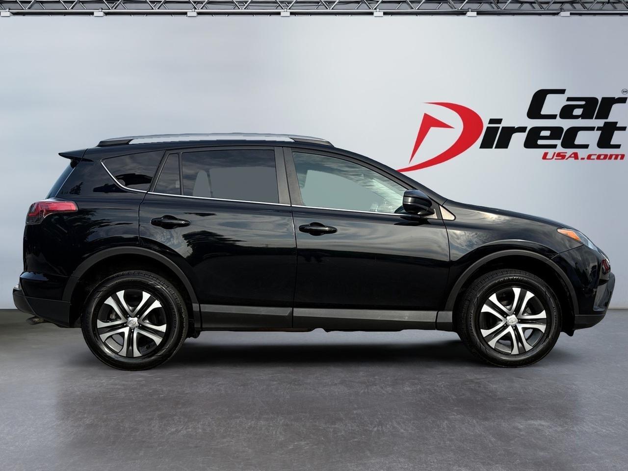 2018 Toyota RAV4 LE, ROOF RACKS, BACKUP CAMERA WITH PARKING SENSORS, LANE KEEP ASSIST, KEYLESS ENTRY, LOW MILEAGE, COME TEST DRIVE THIS TOYOTA TODAY! Virginia Beach VA