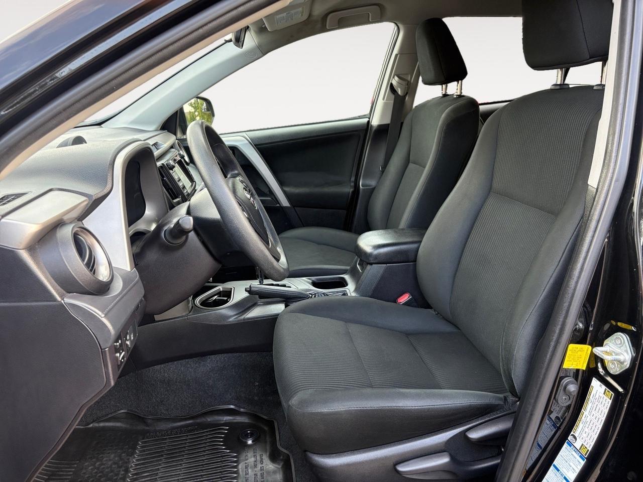 2018 Toyota RAV4 LE, ROOF RACKS, BACKUP CAMERA WITH PARKING SENSORS, LANE KEEP ASSIST, KEYLESS ENTRY, LOW MILEAGE, COME TEST DRIVE THIS TOYOTA TODAY! Virginia Beach VA