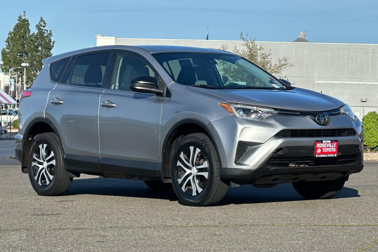 2018 Toyota RAV4 LE Roseville CA