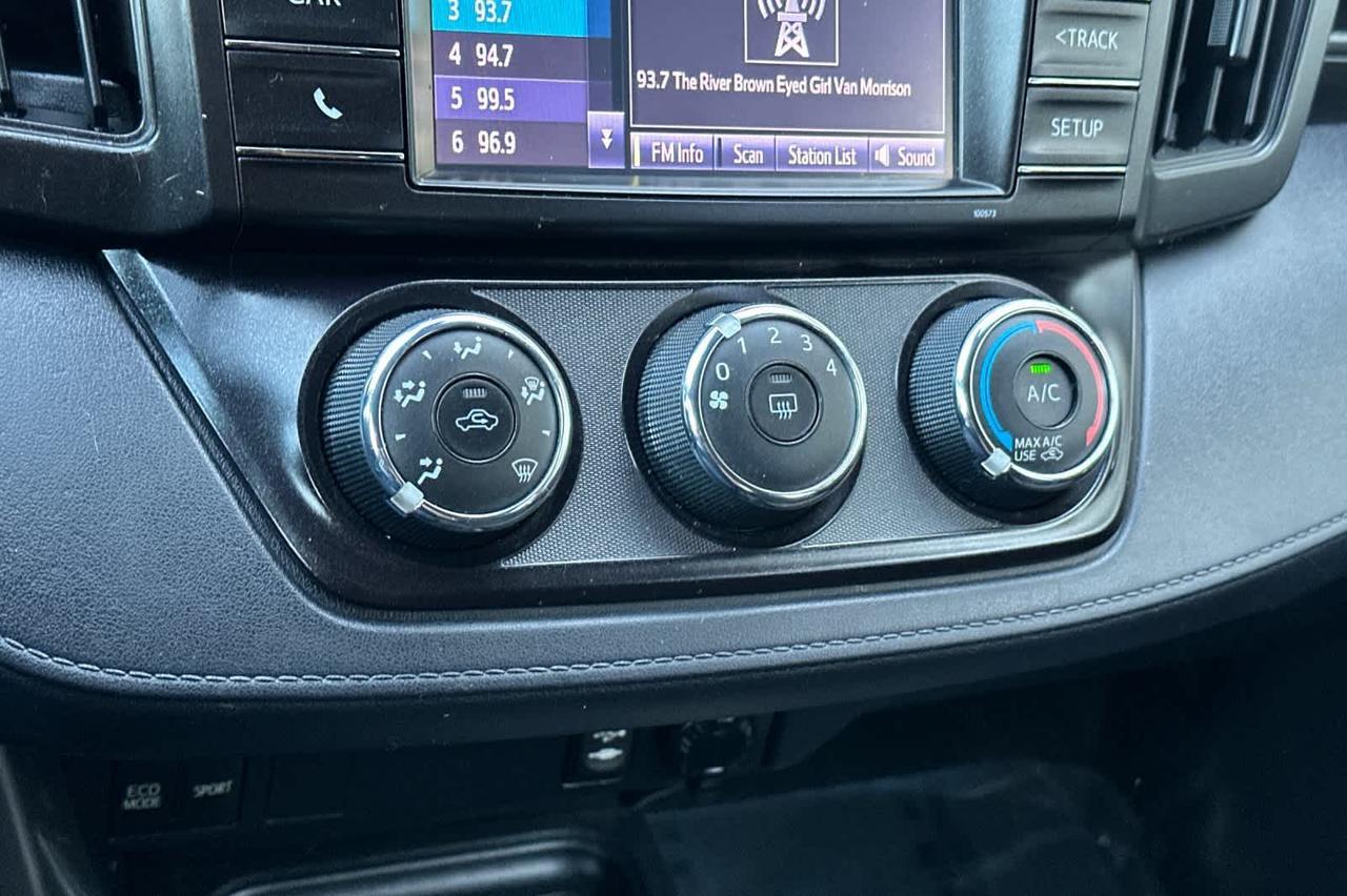 2018 Toyota RAV4 LE Roseville CA