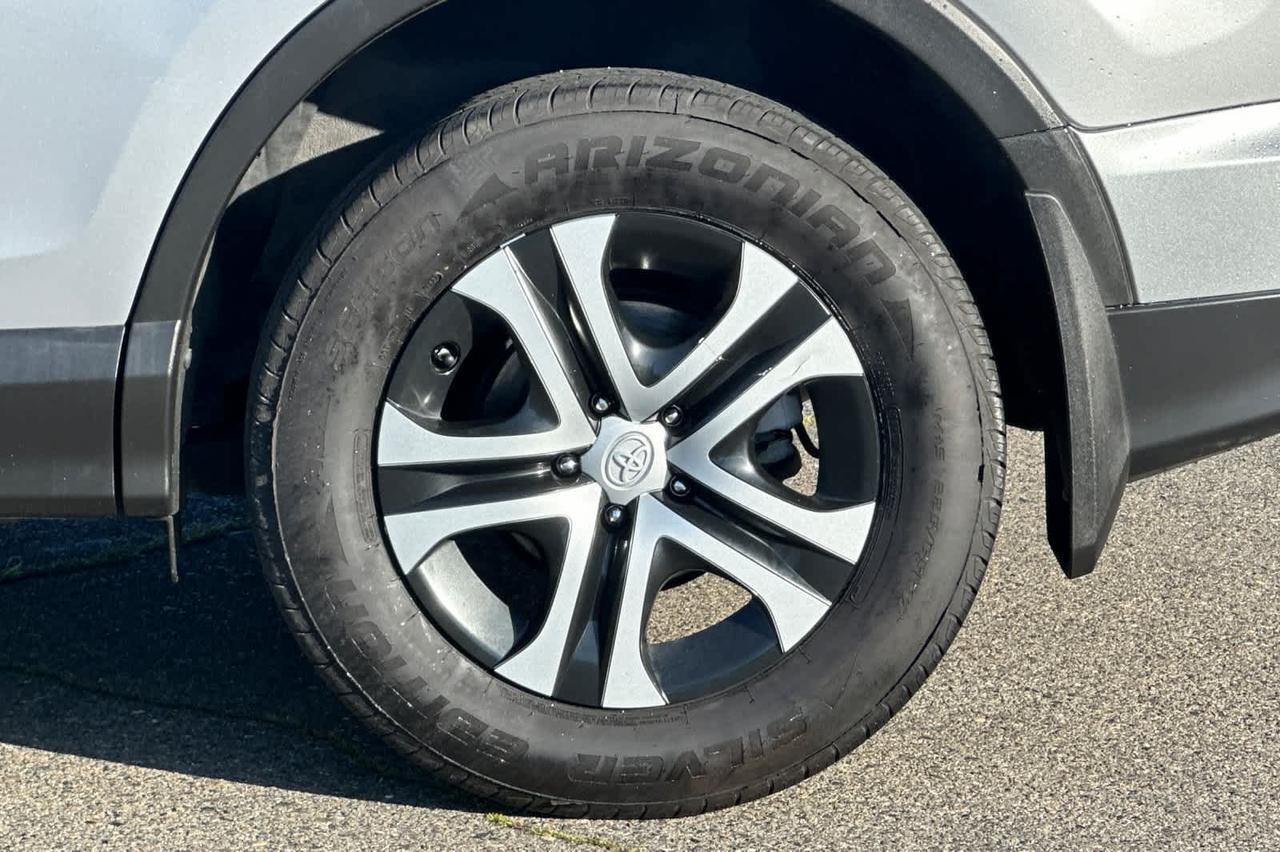 2018 Toyota RAV4 LE Roseville CA