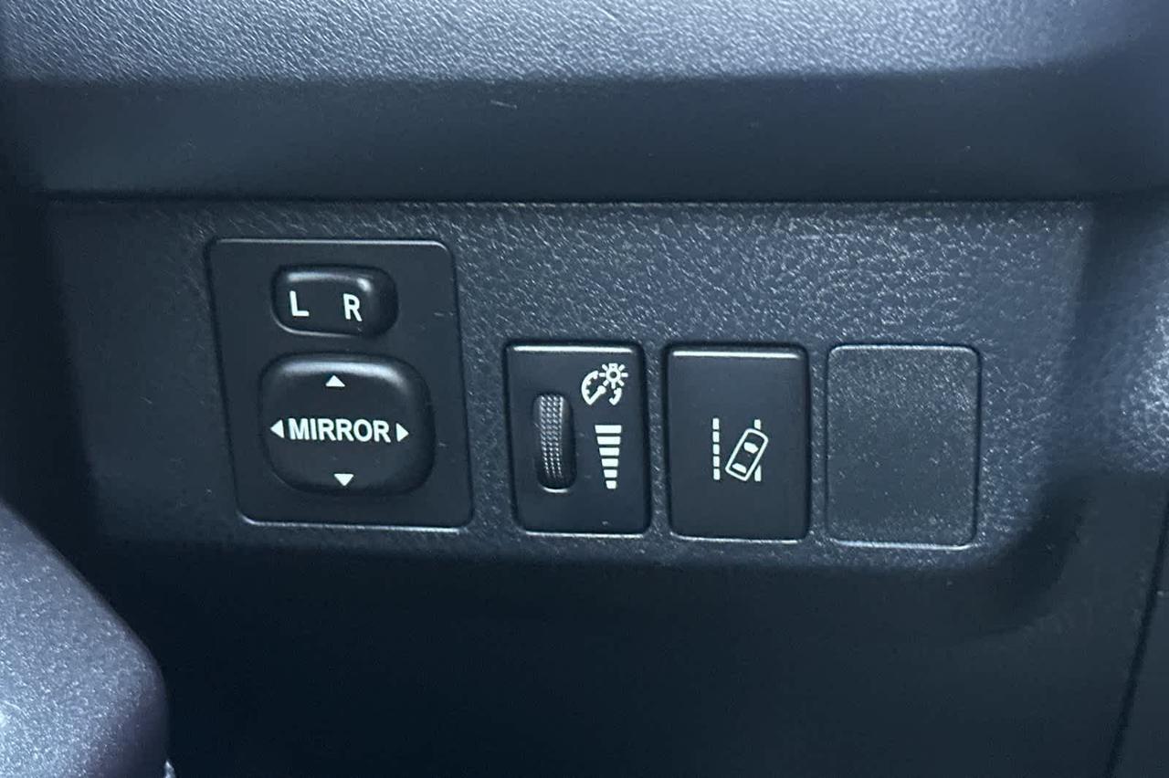 2018 Toyota RAV4 LE Roseville CA