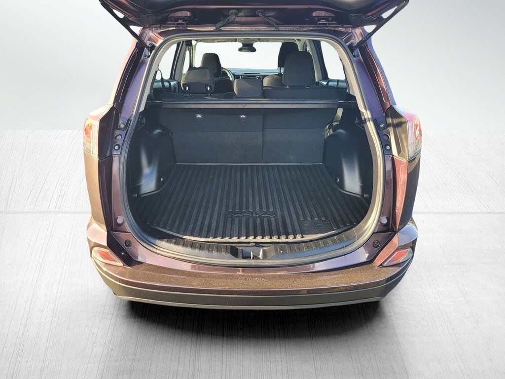 2018 Toyota RAV4 LE Roseville CA