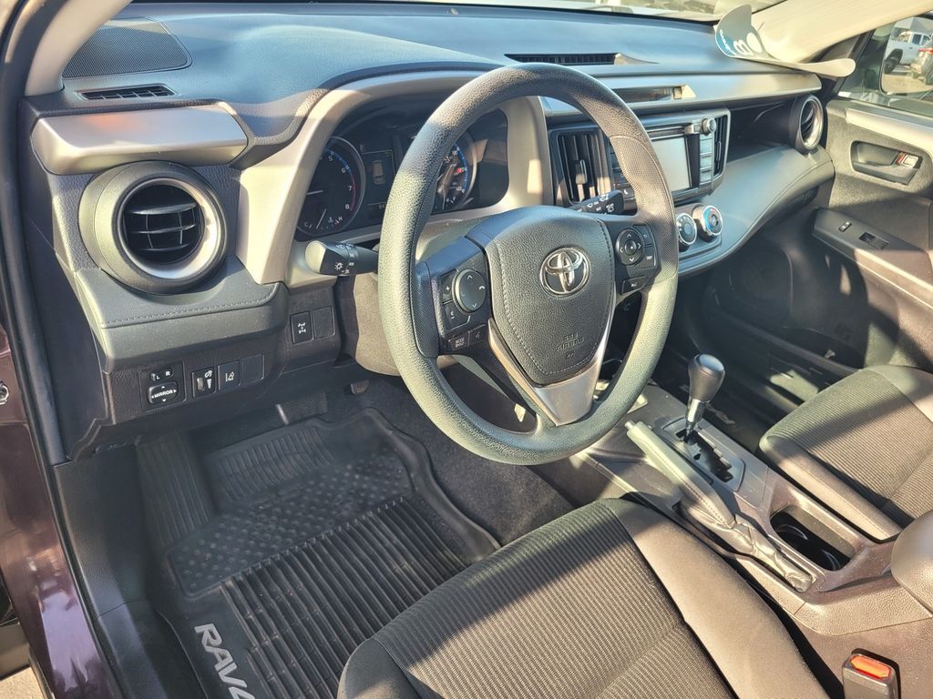 2018 Toyota RAV4 LE Roseville CA