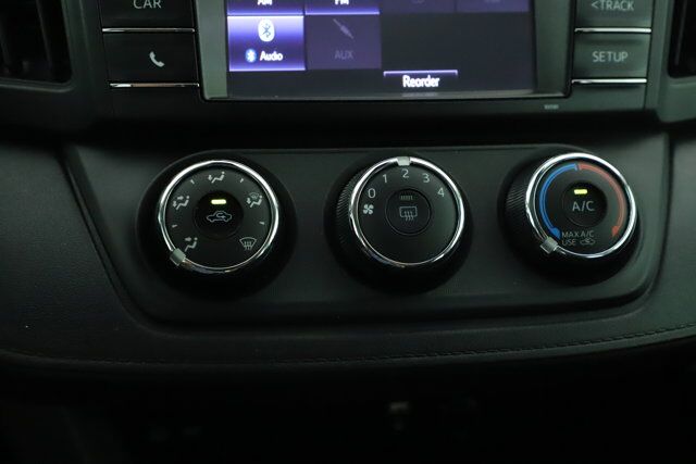 2018 Toyota RAV4 LE New Braunfels TX