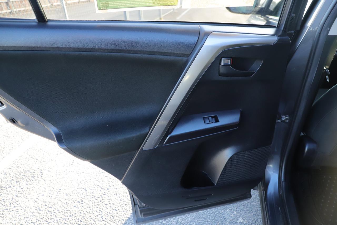 2018 Toyota RAV4 LE New Braunfels TX