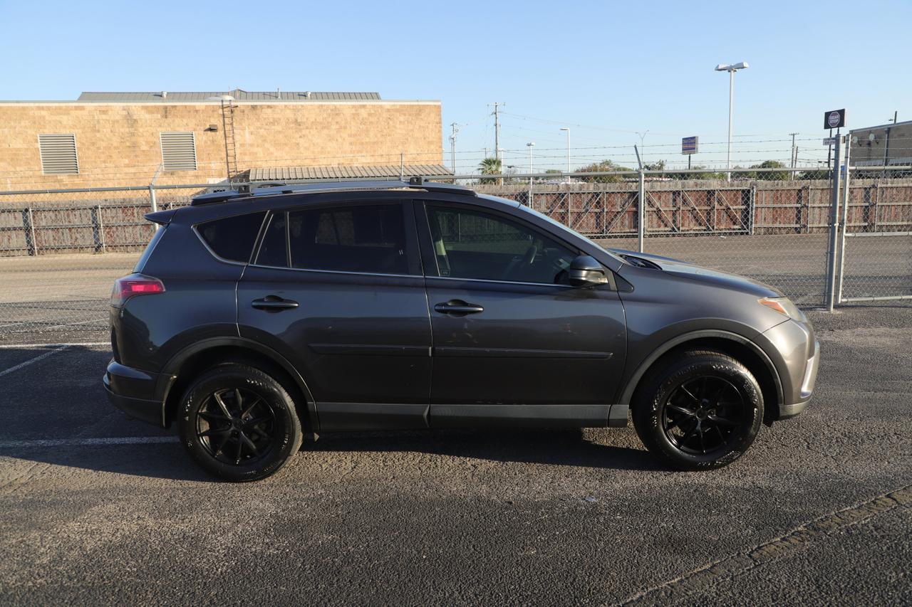 2018 Toyota RAV4 LE New Braunfels TX