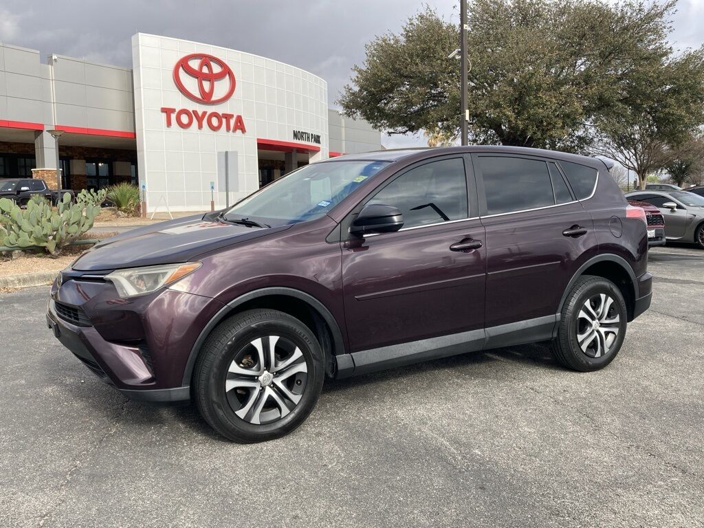 2018 Toyota RAV4 LE
