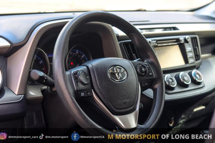 2018 Toyota RAV4 LE Sport Utility 4D Long Beach CA