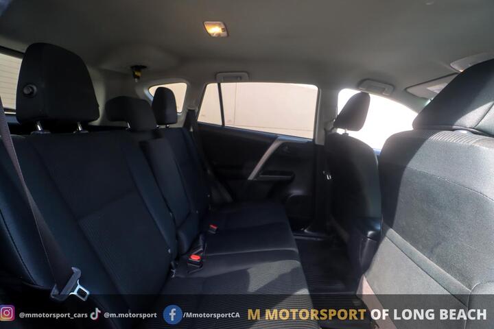 2018 Toyota RAV4 LE Sport Utility 4D Long Beach CA