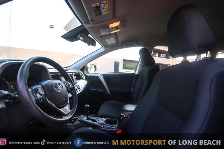 2018 Toyota RAV4 LE Sport Utility 4D Long Beach CA