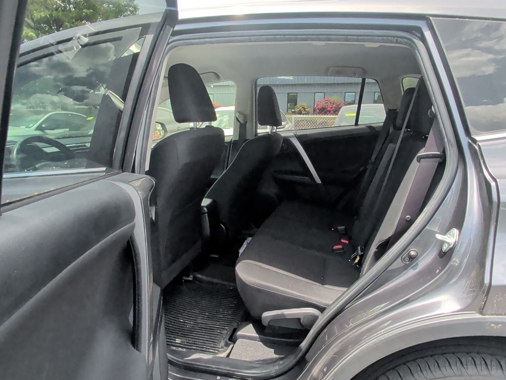 2018 Toyota RAV4 LE Worcester MA