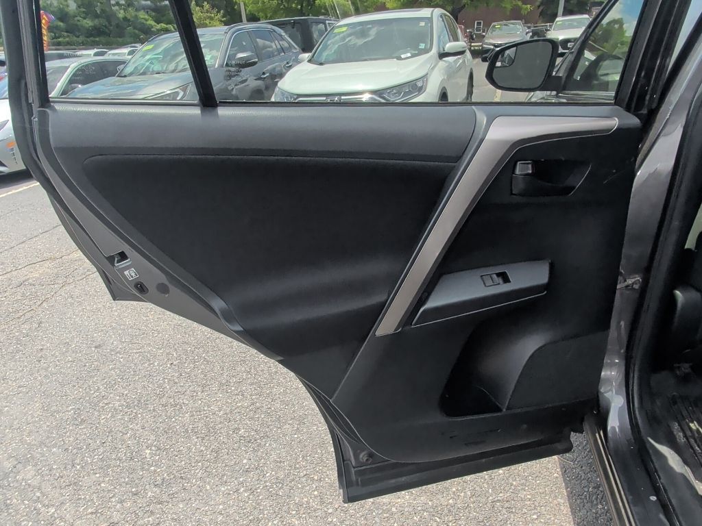 2018 Toyota RAV4 LE Worcester MA