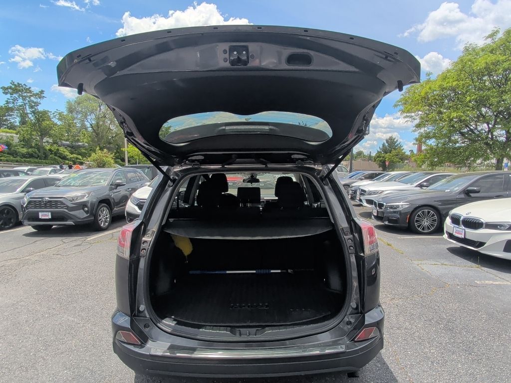 2018 Toyota RAV4 LE Worcester MA