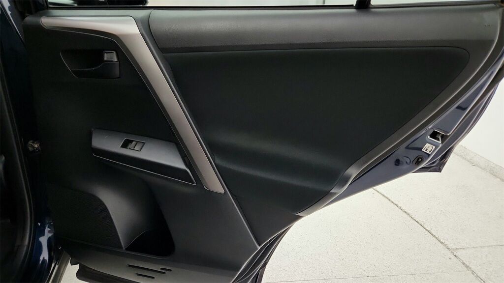 2018 Toyota RAV4 LE Laurel MD