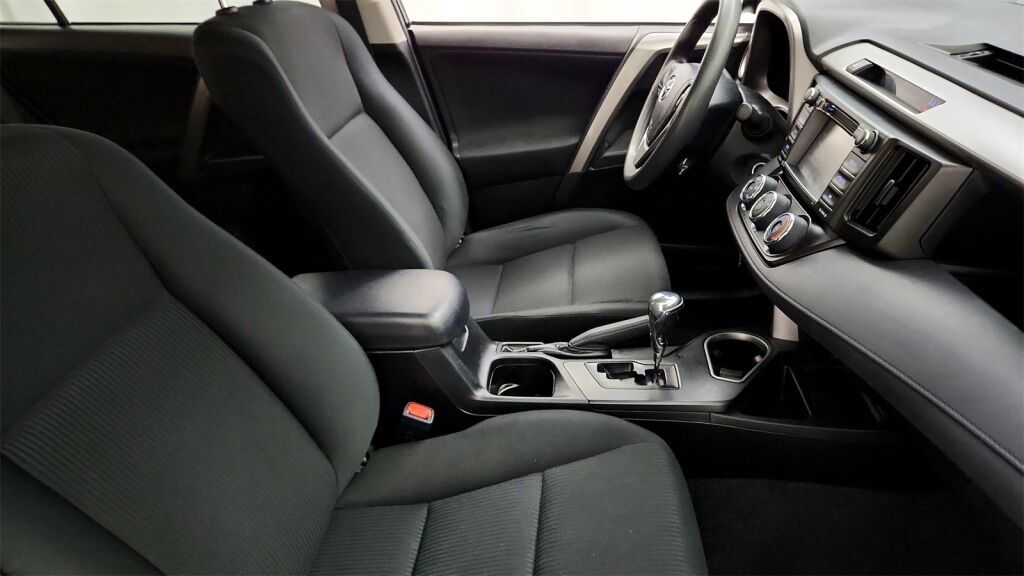 2018 Toyota RAV4 LE Laurel MD