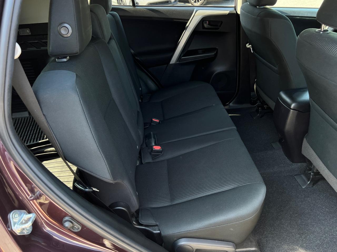2018 Toyota RAV4 LE Hagerstown MD