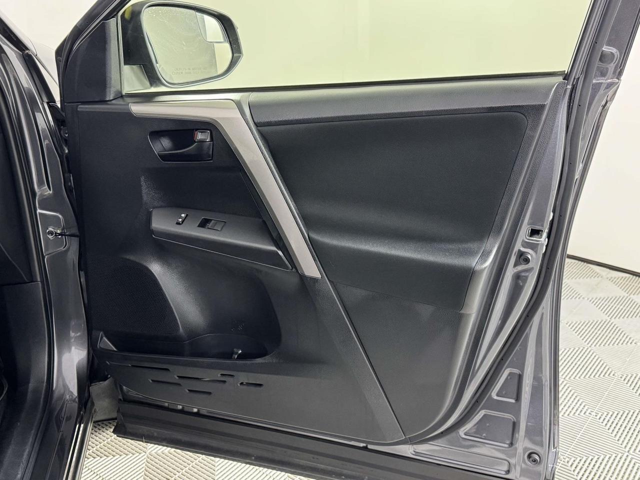 2018 Toyota RAV4 LE Fredericksburg VA